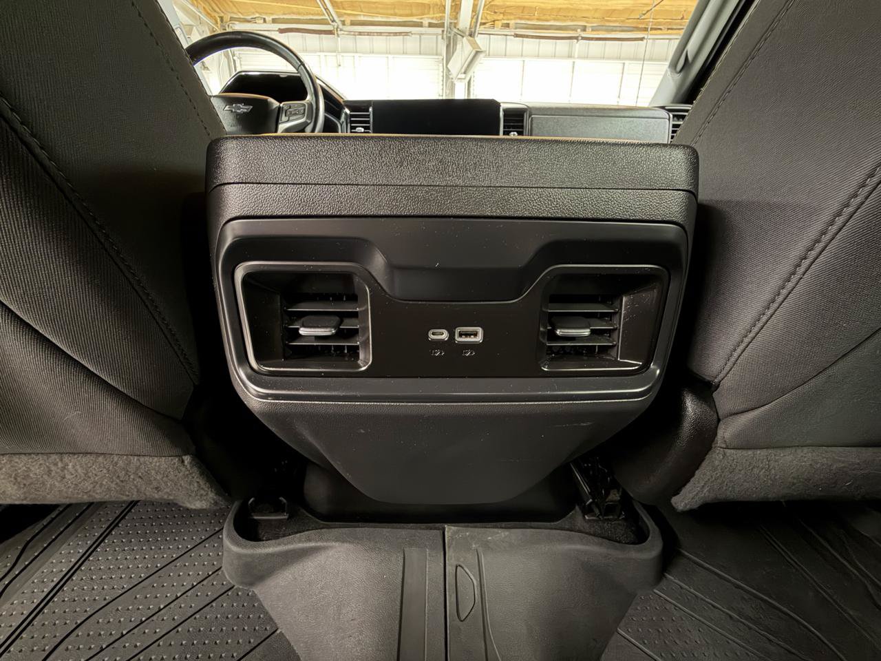 Used 2022 Chevrolet Silverado 1500 RST w/ Z71 Off-Road Package AWD/4WD image 24