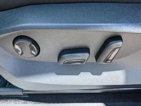 Used 2024 Volkswagen Tiguan Wolfsburg Edition AWD/4WD image 21