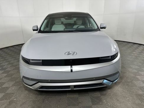 Used 2022 Hyundai Ioniq 5 Limited w/ Cargo Package image 8