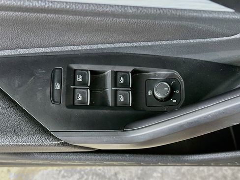Used 2025 Volkswagen Jetta S FWD image 15