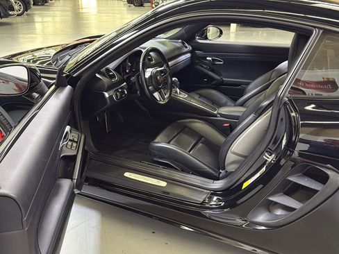 Used 2017 Porsche 718 Cayman S image 12