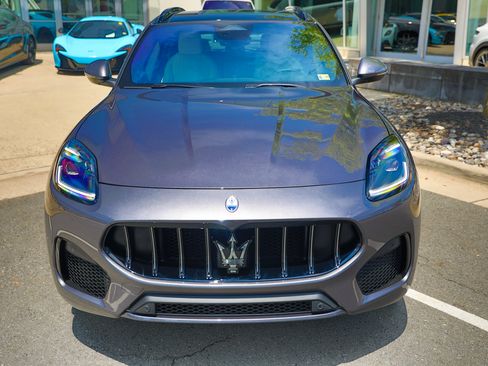 Used 2024 Maserati Grecale GT AWD/4WD image 2