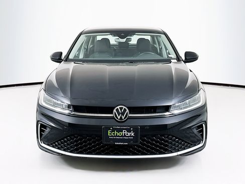 Used 2025 Volkswagen Jetta S image 2