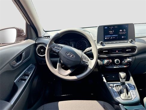 Certified 2023 Hyundai Kona SEL image 21