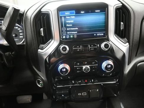 Used 2020 GMC Sierra 2500 SLE w/ X31 Off-Road Package AWD/4WD image 10