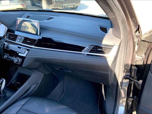 Used 2020 BMW X1 xDrive28i image 17