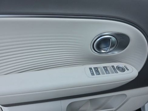 New 2026 Hyundai Ioniq 9 Limited AWD/4WD image 15