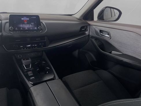 Used 2023 Nissan Rogue SV FWD image 22
