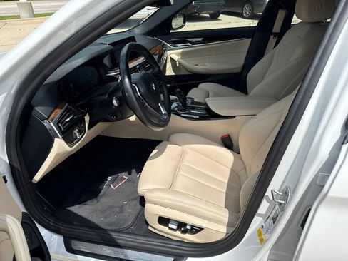 Used 2020 BMW 530i RWD image 13