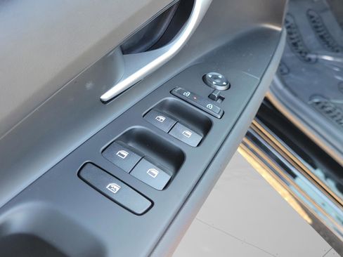 New 2026 Hyundai Elantra SE image 30