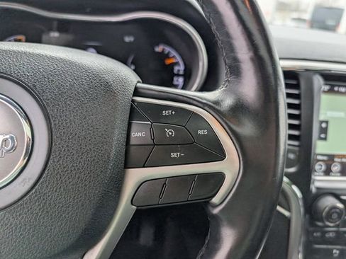 Used 2018 Jeep Grand Cherokee Limited image 14