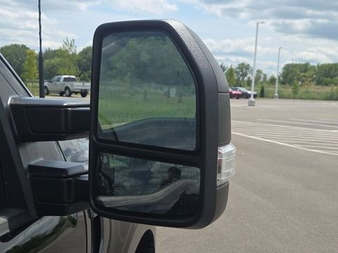 Used 2023 Ford F150 XLT AWD/4WD image 6