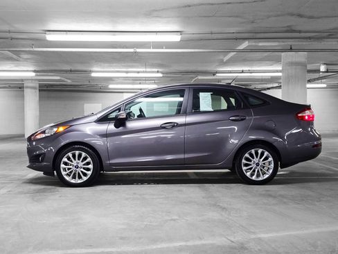 Used 2014 Ford Fiesta SE w/ Equipment Group 201A image 13