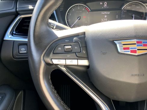 Used 2023 Cadillac XT6 Luxury FWD image 24