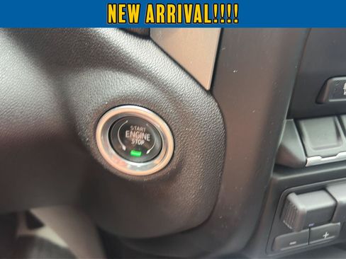 Used 2019 Chevrolet Silverado 1500 LTZ w/ LTZ Plus Package AWD/4WD image 19