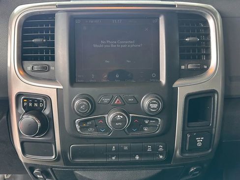Used 2019 RAM 1500 Big Horn RWD image 12
