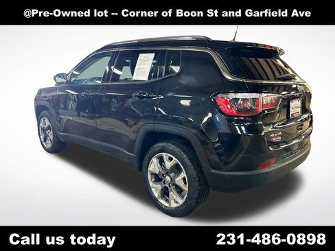 Used 2019 Jeep Compass Limited w/ Safety & Security Group AWD/4WD image 3