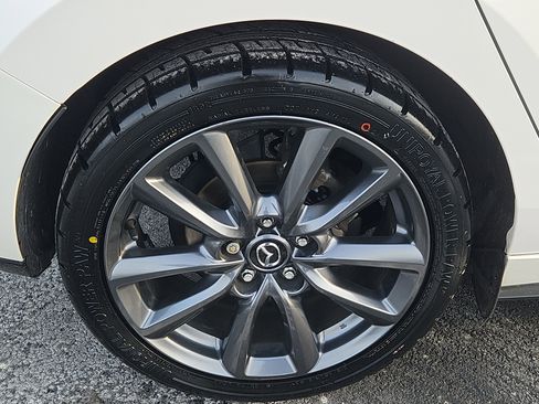 Used 2023 MAZDA MAZDA3 s image 26