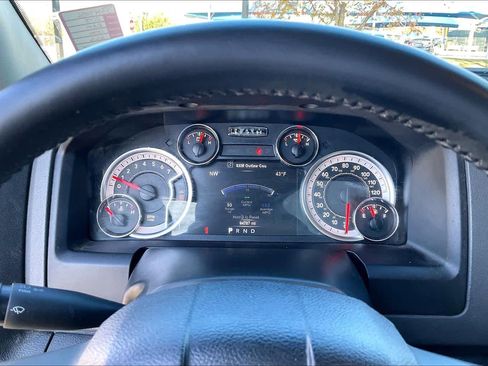 Used 2018 RAM 1500 SLT image 24