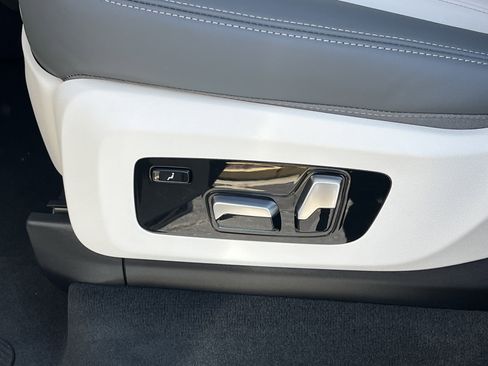 New 2026 BMW X7 xDrive40i image 24