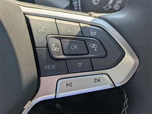 Used 2024 Volkswagen Taos SE image 26