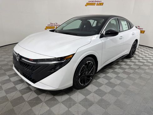 New 2026 Nissan Sentra SR w/ Floor Mat Package image 1