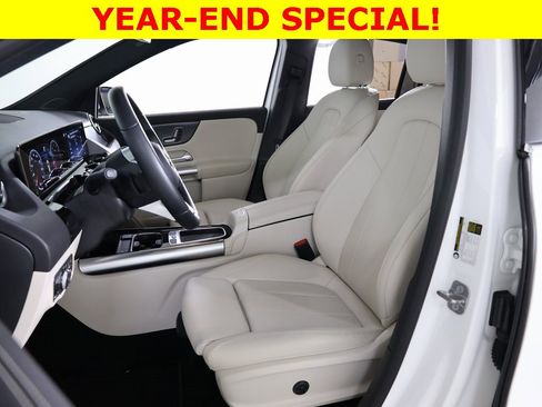 Certified 2025 Mercedes-Benz GLA 250 4MATIC image 30