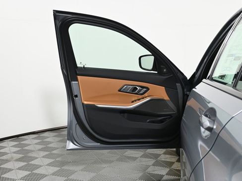 New 2026 BMW 330i xDrive Sedan w/ M Sport Package image 28