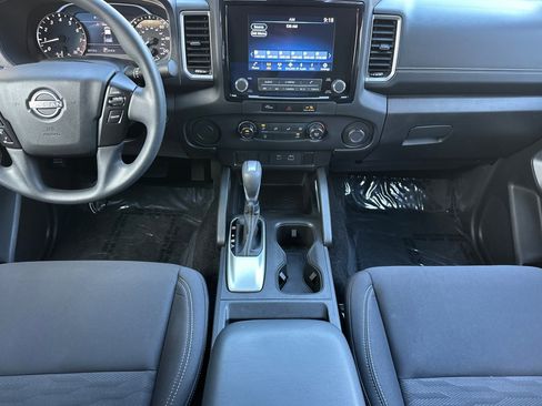 Used 2023 Nissan Frontier SV w/ Tow Package image 10
