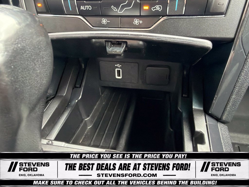 Used 2019 Ford Explorer XLT w/ Equipment Group 202A FWD image 31