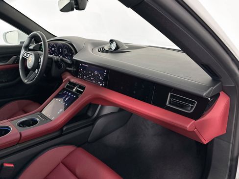 Certified 2025 Porsche Taycan image 30