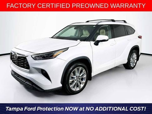 Used 2022 Toyota Highlander Limited AWD/4WD image 1