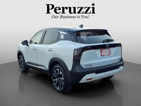 Certified 2025 Nissan Kicks SV AWD/4WD image 6