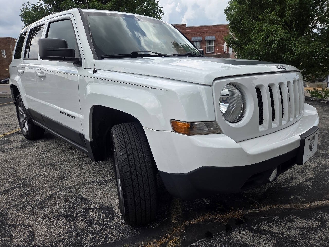 Used 2016 Jeep Patriot Sport w/ Power Value Group FWD image 14