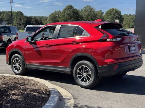 New 2025 Mitsubishi Eclipse Cross ES image 8