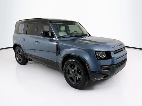 New 2026 Land Rover Defender 110 X-Dynamic SE AWD/4WD image 3
