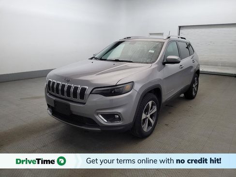 Used 2019 Jeep Cherokee Limited image 1