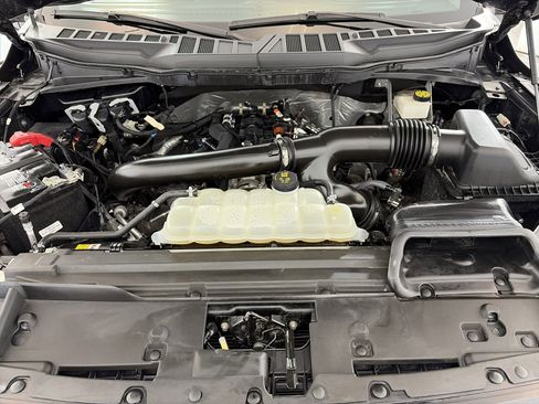 Used 2024 Ford F150 XLT image 11