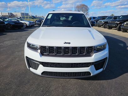 New 2026 Jeep Grand Cherokee Altitude
