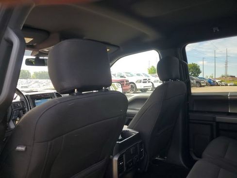 Used 2019 Ford F150 XLT w/ Equipment Group 302A Luxury AWD/4WD image 9