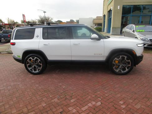 Used 2023 Rivian R1S Launch Edition image 80