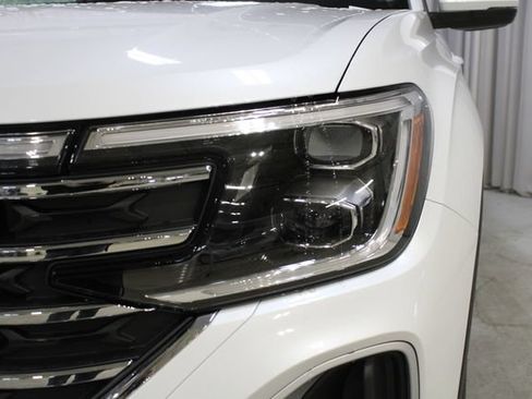 New 2026 Volkswagen Atlas SE AWD/4WD image 32