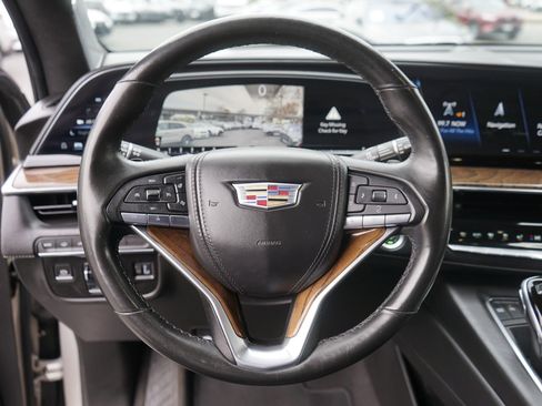 Used 2021 Cadillac Escalade Premium Luxury Platinum image 14