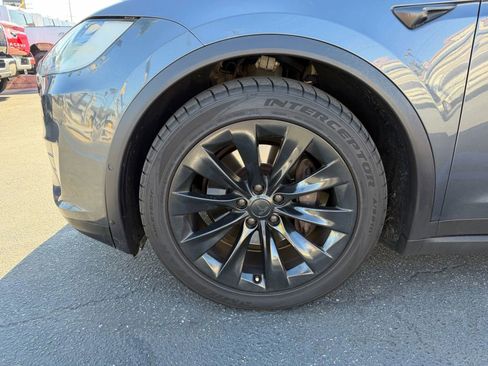 Used 2017 Tesla Model X 100D image 5