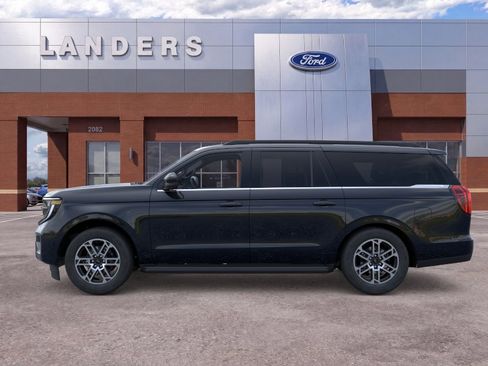 New 2026 Ford Expedition Max Active AWD/4WD image 3