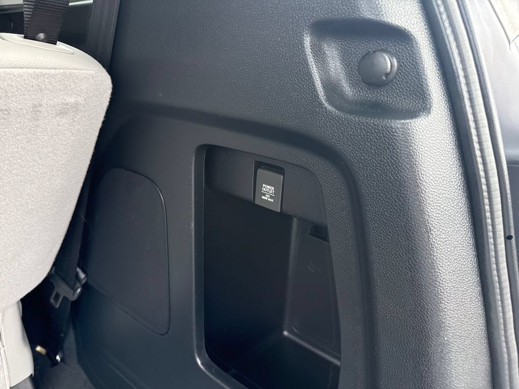 Certified 2024 Honda Odyssey EX-L image 44