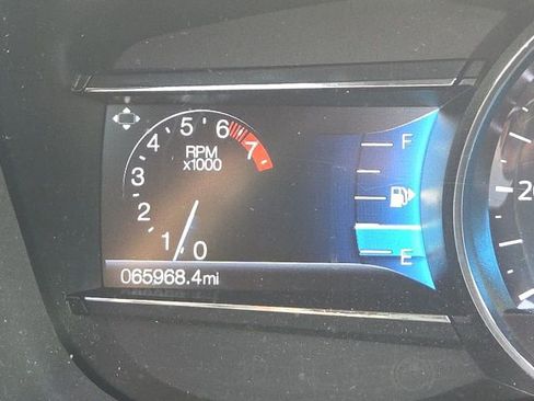 Used 2019 Ford Explorer Limited w/ Ford Safe & Smart Package FWD image 45