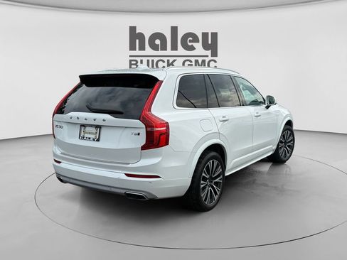 Used 2020 Volvo XC90 T5 Momentum w/ Protection Package Premier AWD/4WD image 5