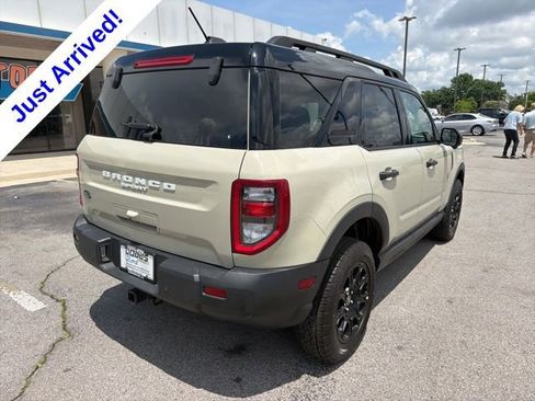 Used 2025 Ford Bronco Sport Badlands AWD/4WD image 3