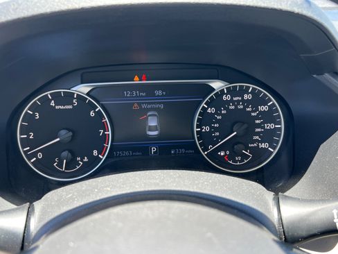 Used 2020 Nissan Altima 2.5 SV FWD image 10